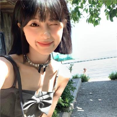山道弯弯